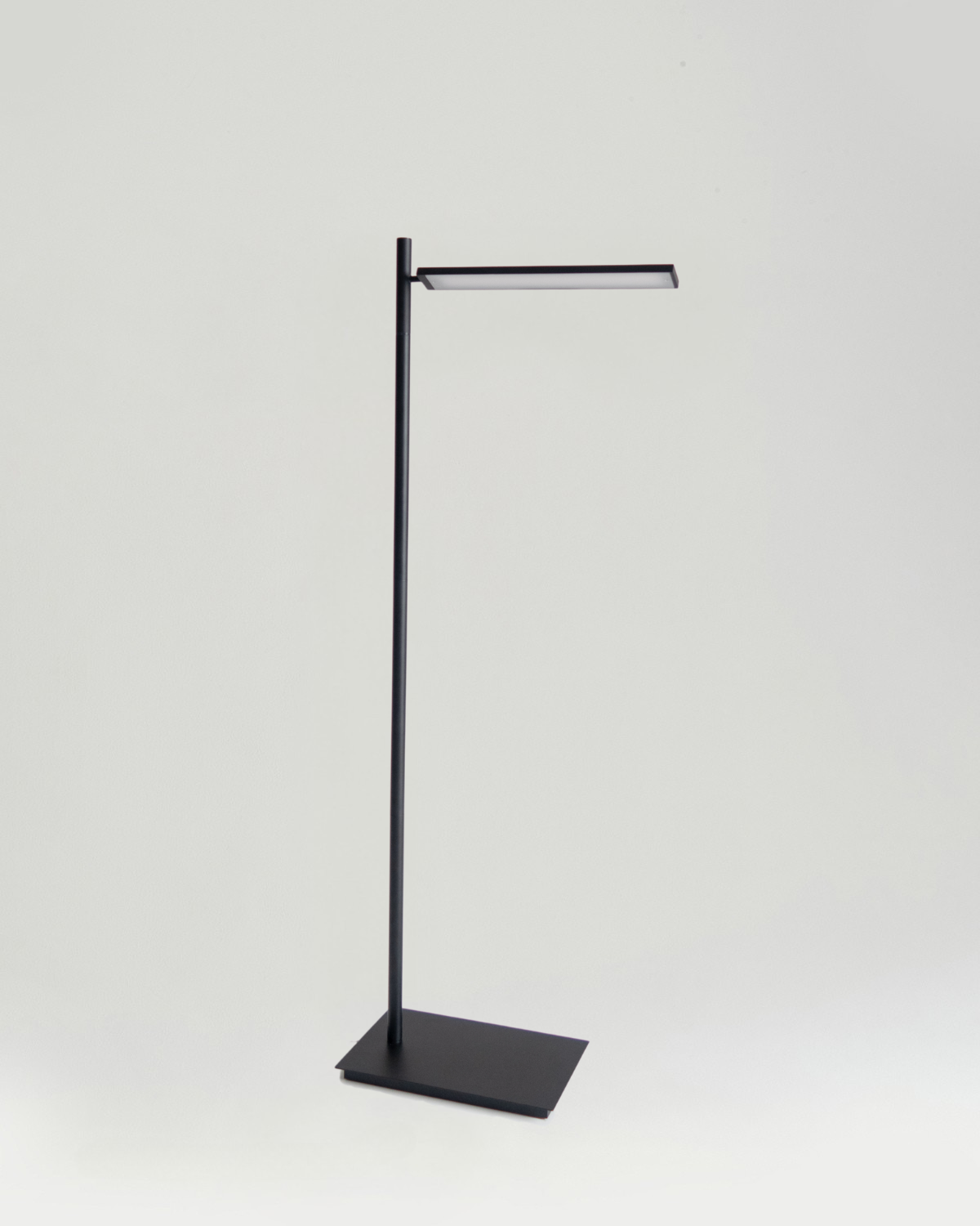Linden Floor Lamp