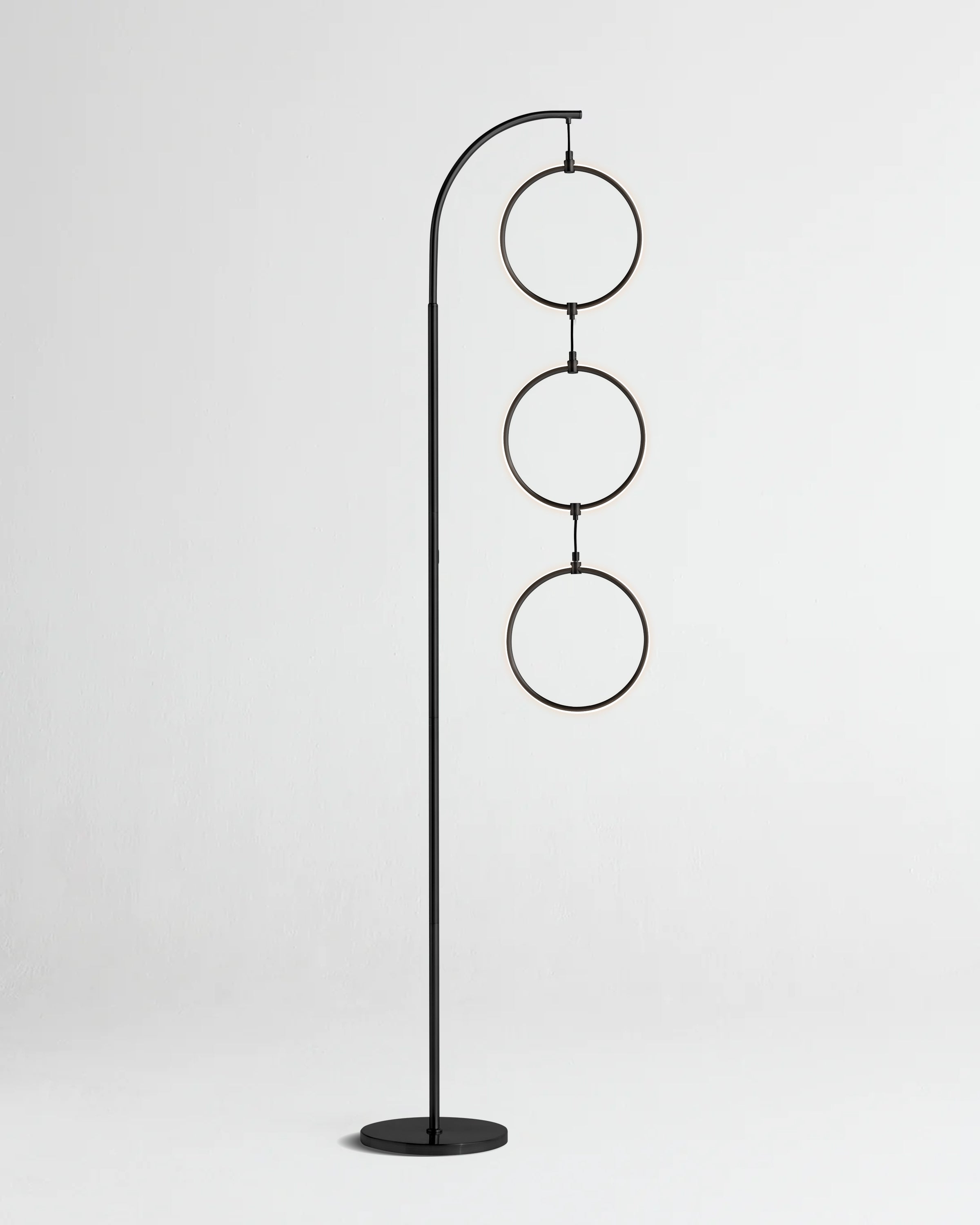 Nova Floor Lamp